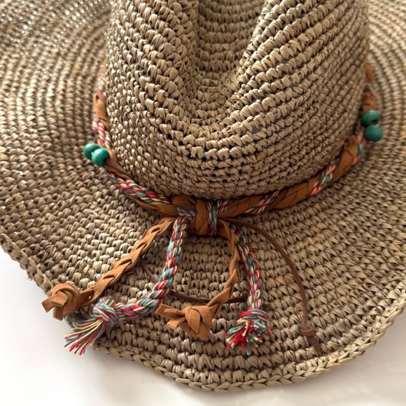 Wallaroo Hat Company • Catalina Cowboy in Mushroom - Picture 3 of 9